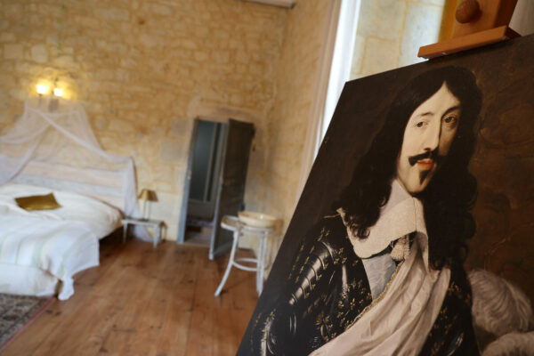 Chambre du Roi au Château ludique de saint Chamarand, Ludothèque, séjours à thème, murder party, animations immersives, soirées jeux, etc...